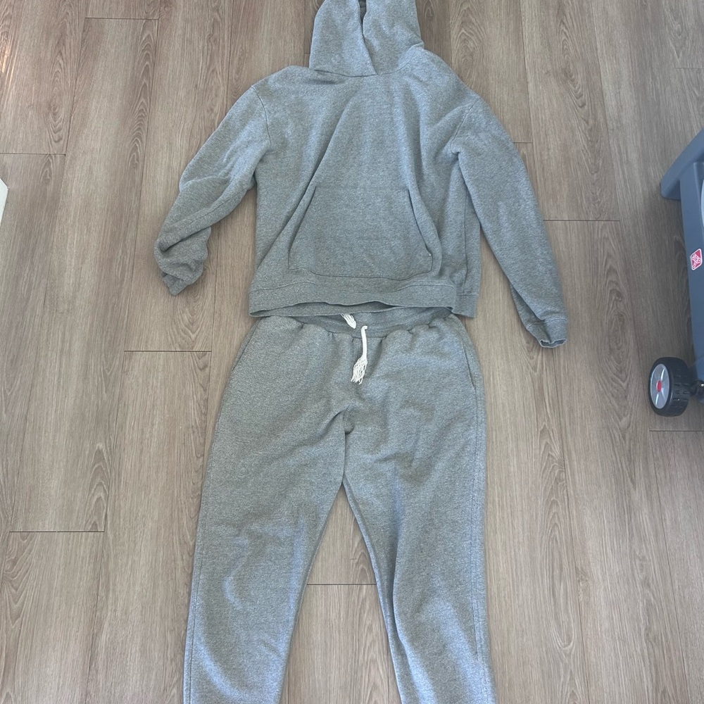 Men’s John Elliott sweatsuit size XL